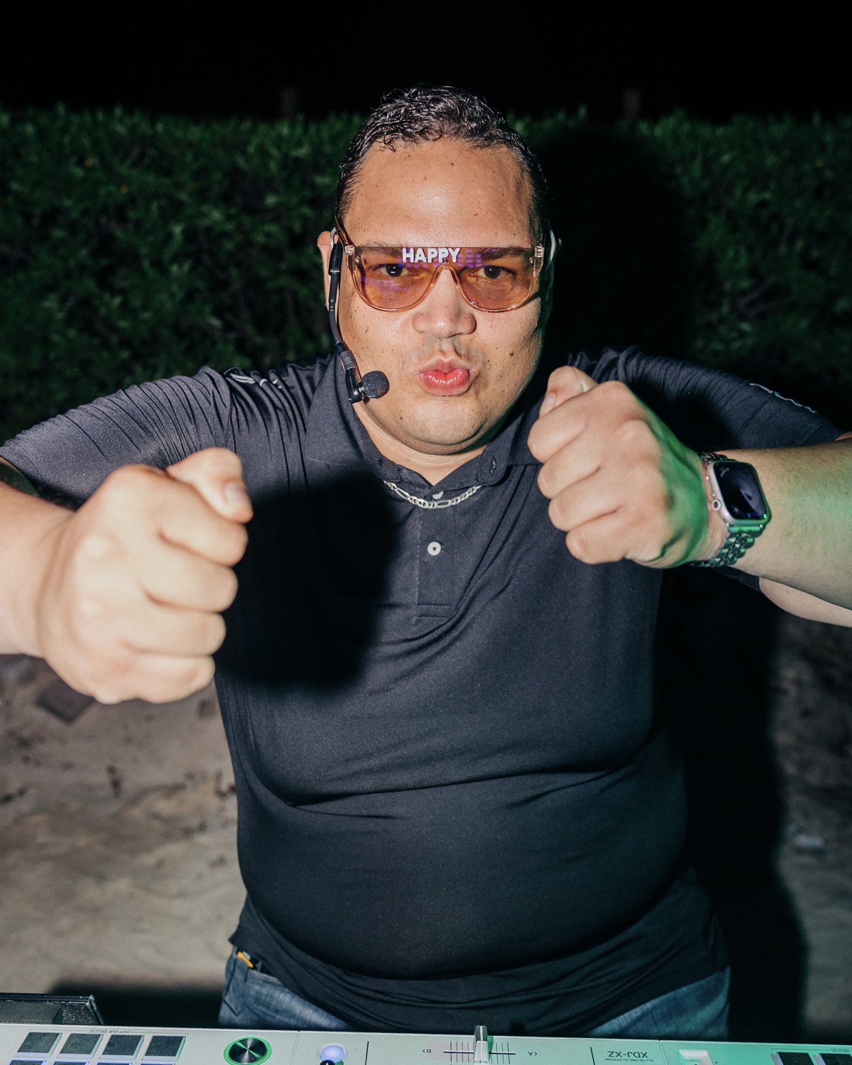 Ruuben having fun behind the DJ booth